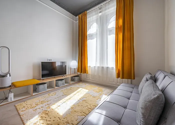 Soho Apartments